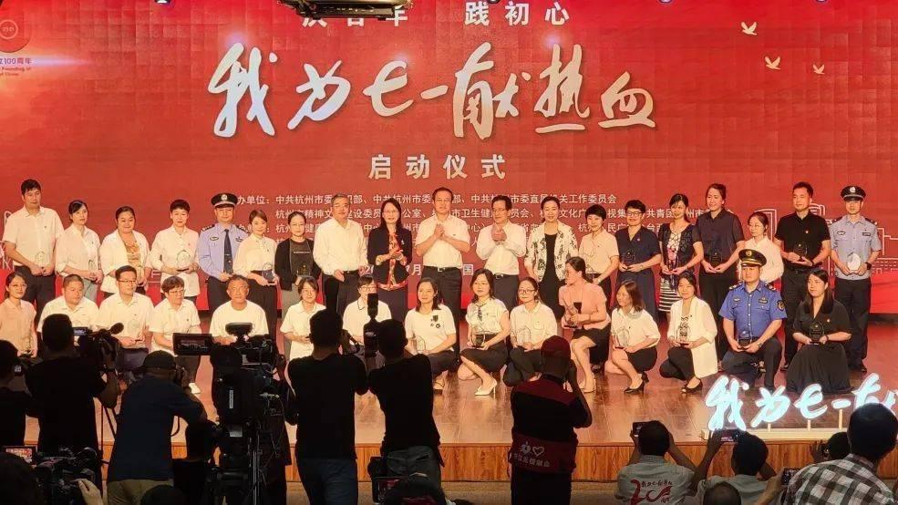 逃离天伯伦森林