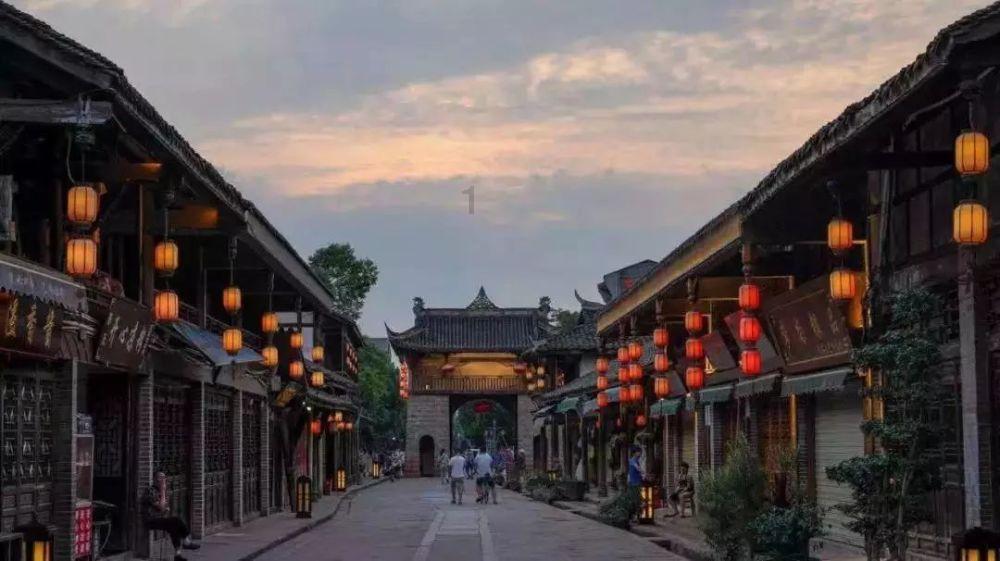 长治潞城区  花灯“上新” 照亮村民幸福路